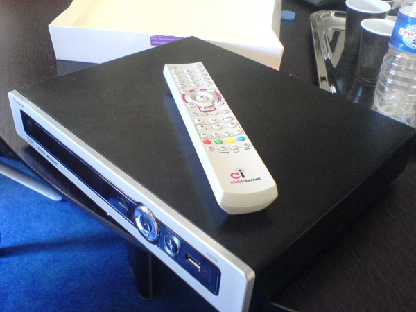 http://www.clubnews.fr/images/dossier_tv_juin/pack_deco_remote.jpg